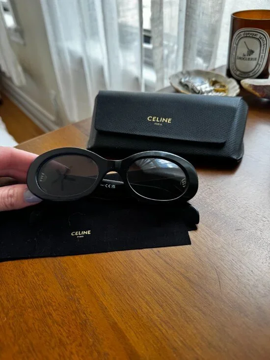 Celine Triomphe Sunglasses (Oval) in Black - Picture 2 of 8